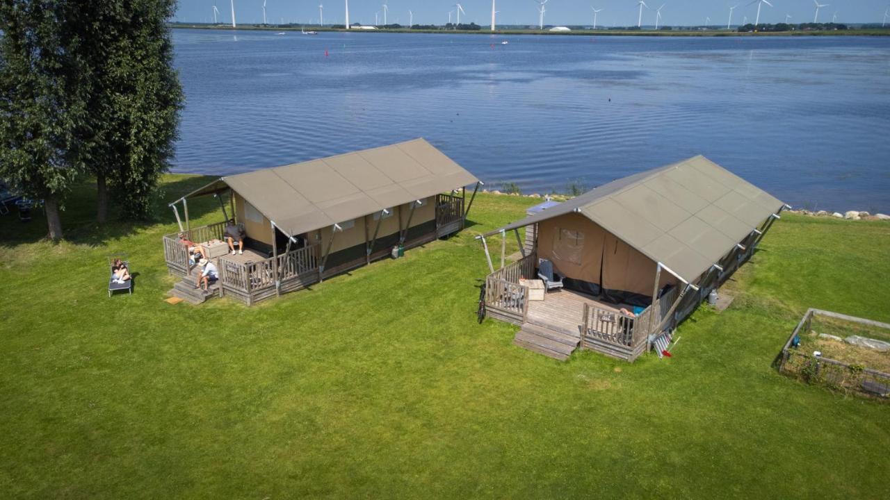 Jachthaven Nieuwboer Hotel Бунсхотен Екстериор снимка